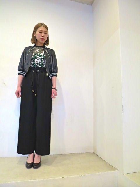 アキラナカのワイドパンツ | gulatilaw.com