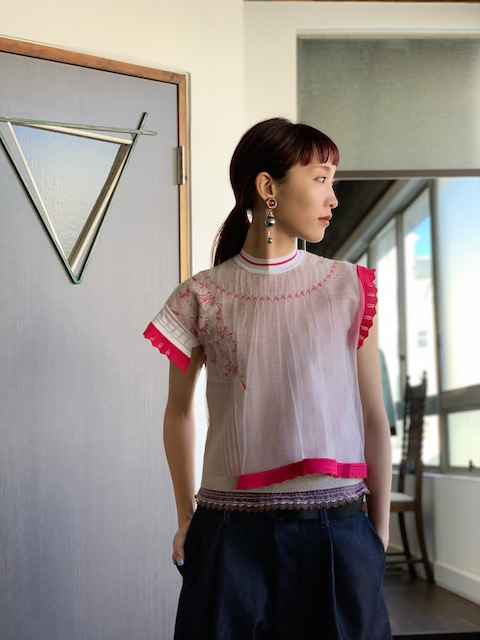 Mame Kurogouchi(マメ)』'20SS 透け感のあるトップス！｜Seltie セルティ