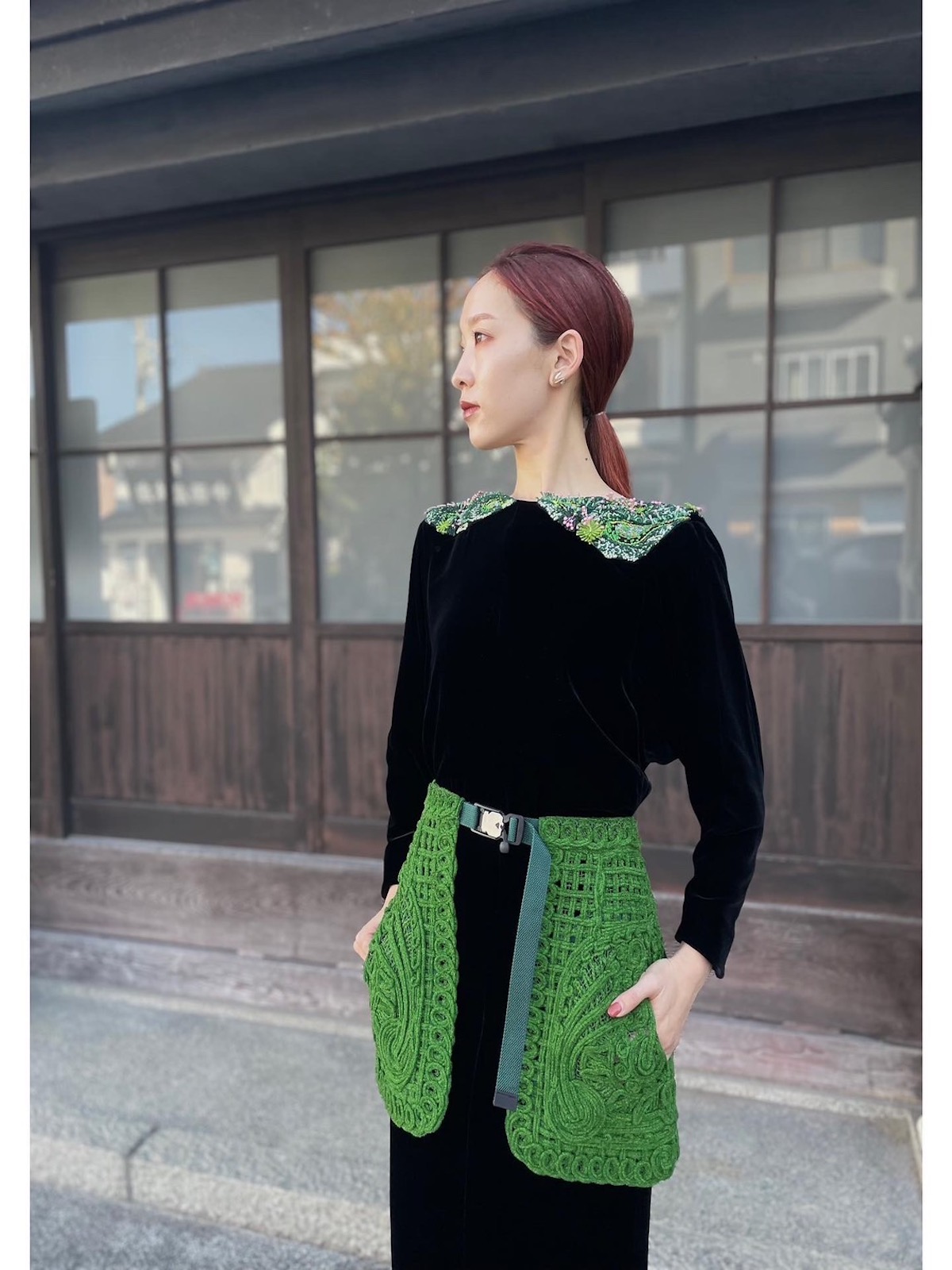 Mame Kurogouchi(マメクロゴウチ)コード刺繍ラップドスカートを発売