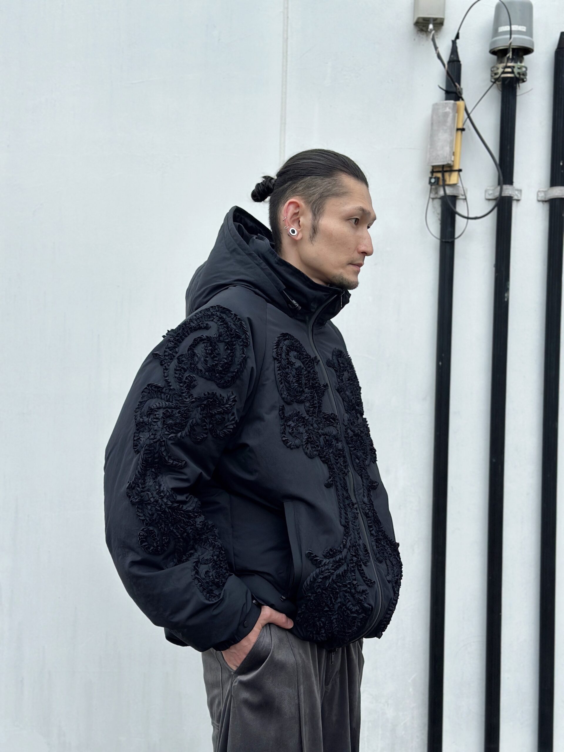 TAAKK(ターク)の刺繍ダウンジャケットのご紹介です。｜Seltie セルティ